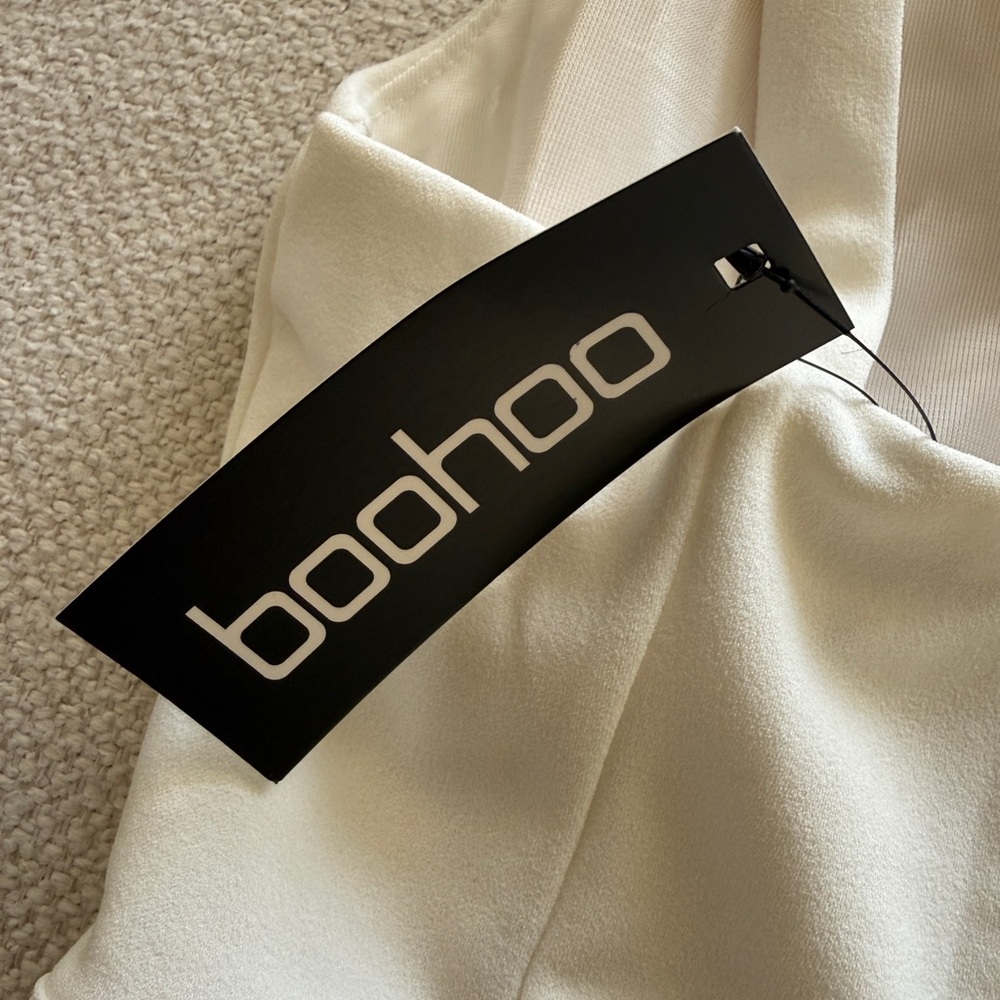 Boohoo White Petite Corset Top (NWT) - Picture 6 of 7